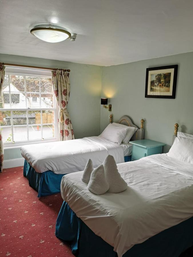 The Compasses Inn Fordingbridge Eksteriør billede