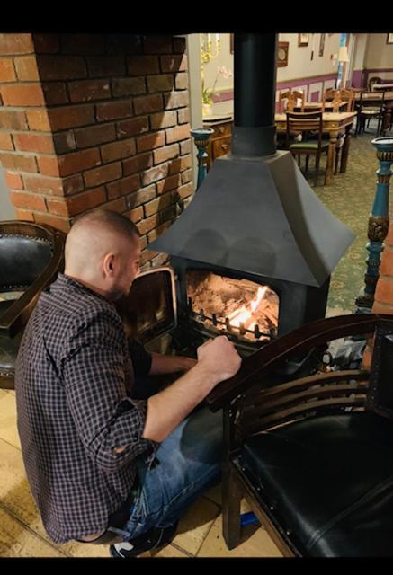 The Compasses Inn Fordingbridge Eksteriør billede