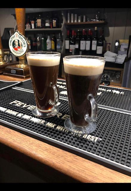 The Compasses Inn Fordingbridge Eksteriør billede